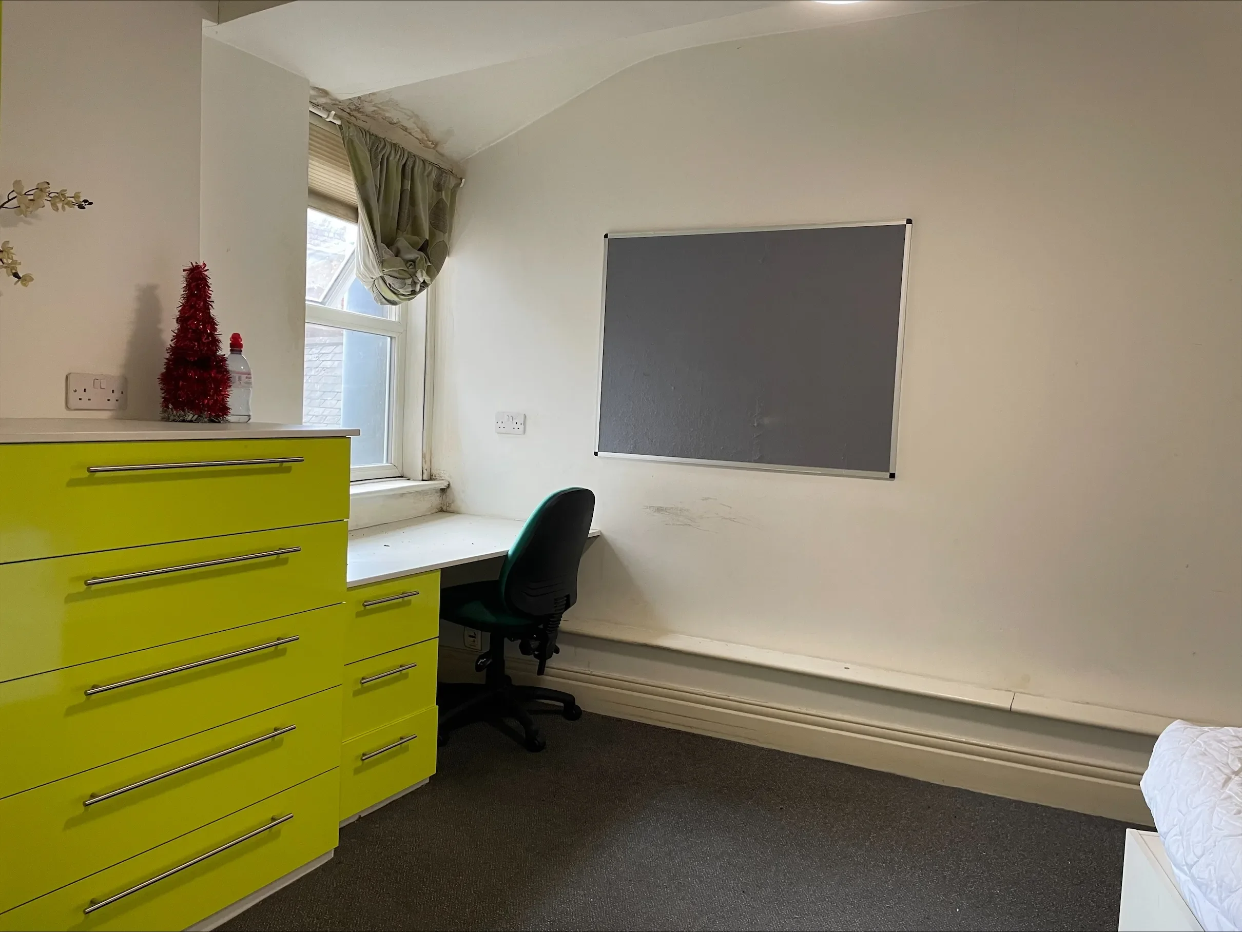 Room Groat Market in Newcastle upon Tyne