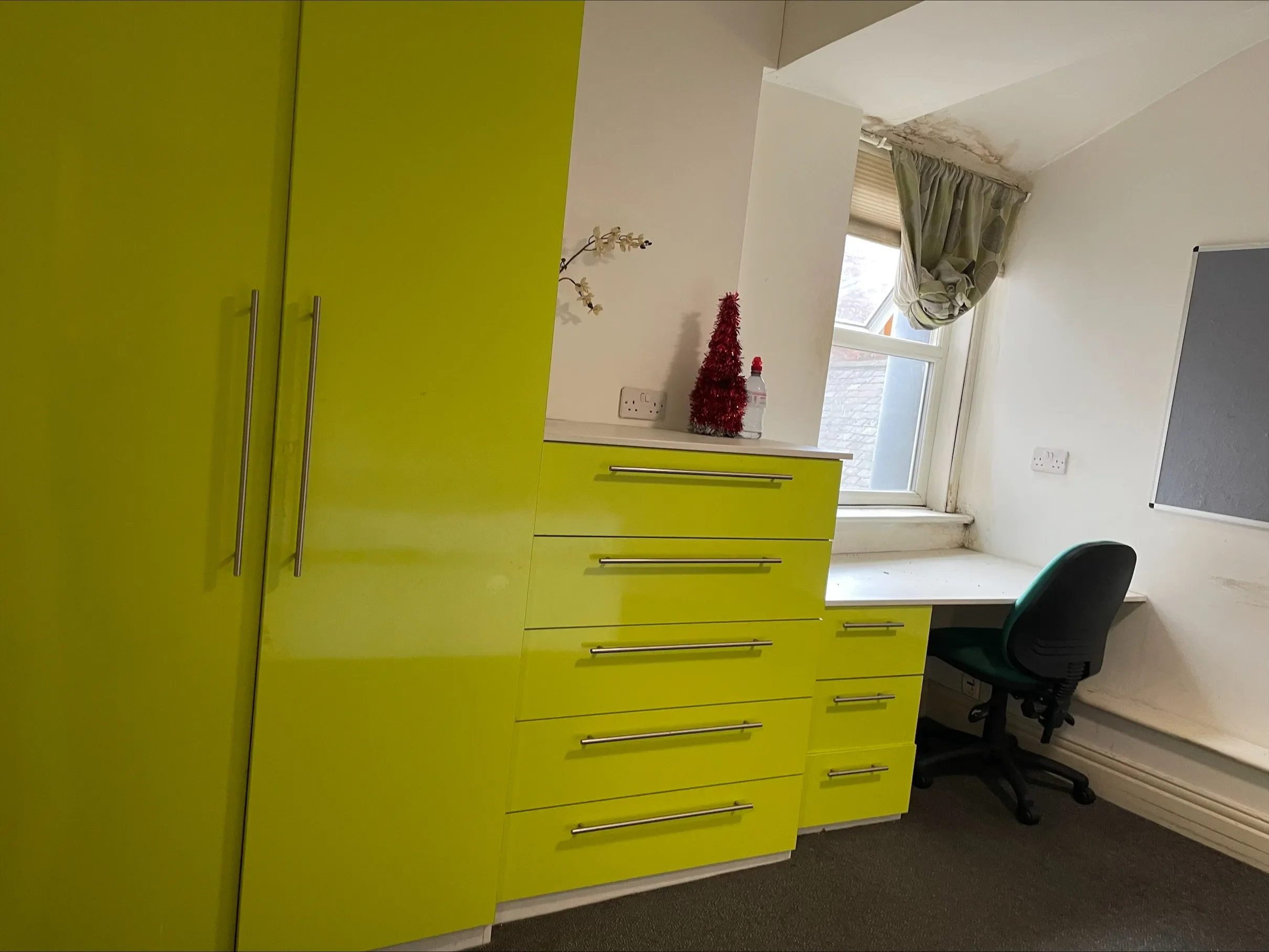 Room Groat Market in Newcastle upon Tyne