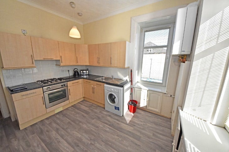 Flat Glasgow Road in Dumbarton