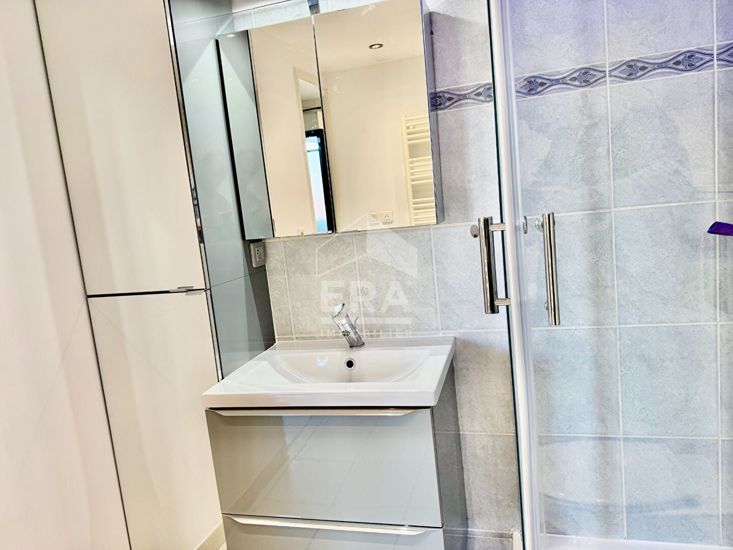 Appartement Allée des Jasmins à La Roquette-sur-Siagne