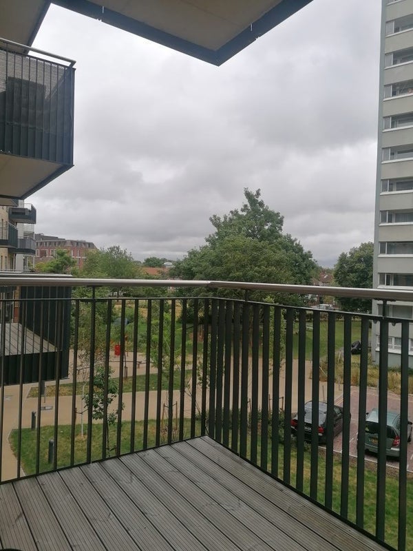 Room Trinity Way in Greater London