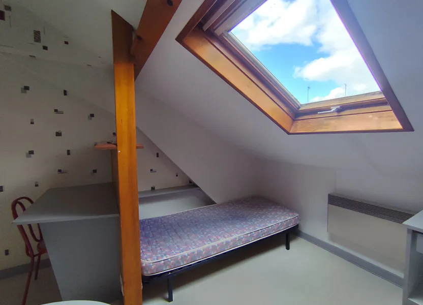 Room Rue Jean Jaurès in Le Creusot