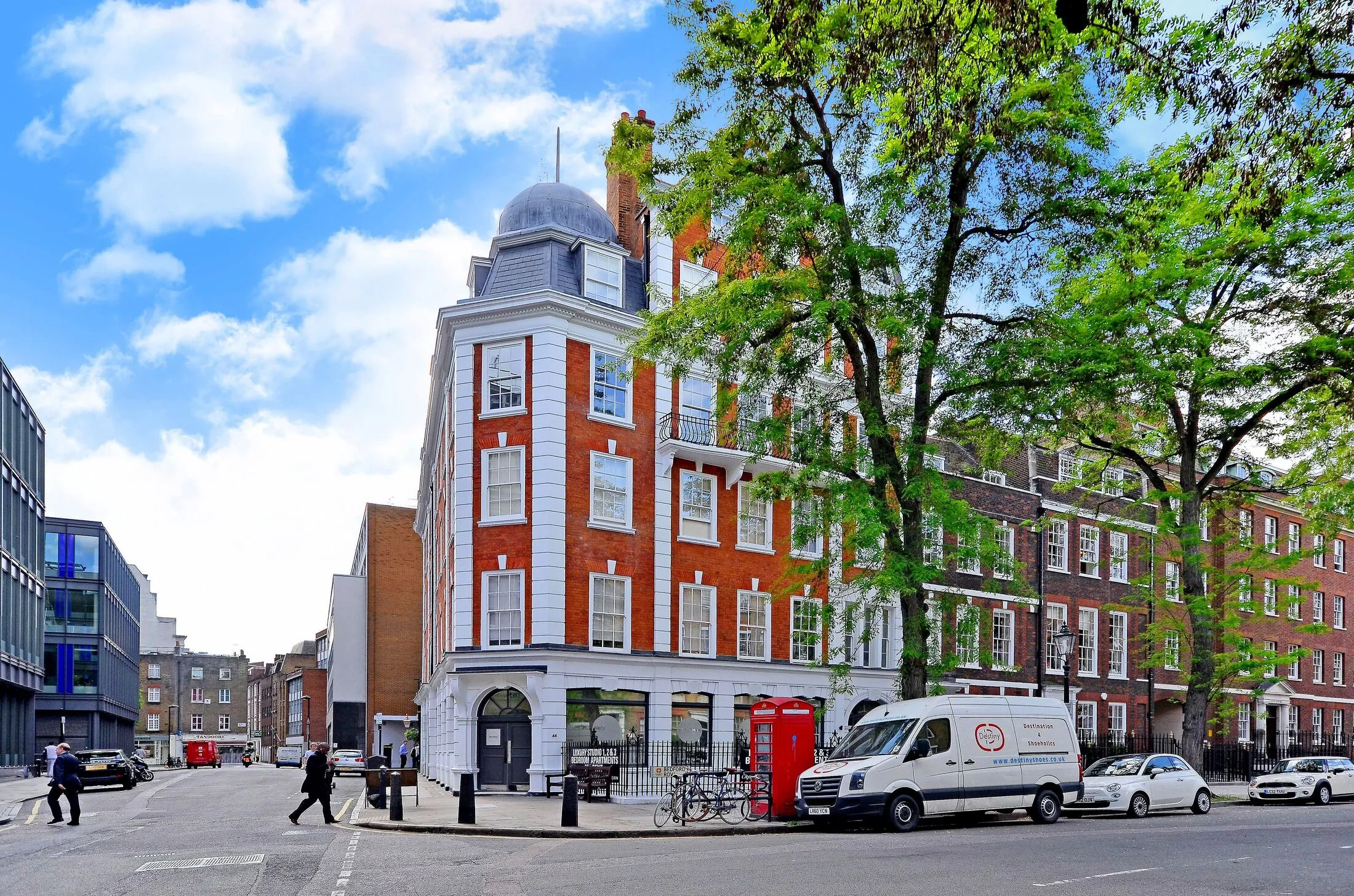Flat Sandland Street in Greater London