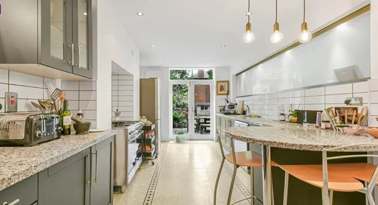 House Portsdown Mews in Greater London