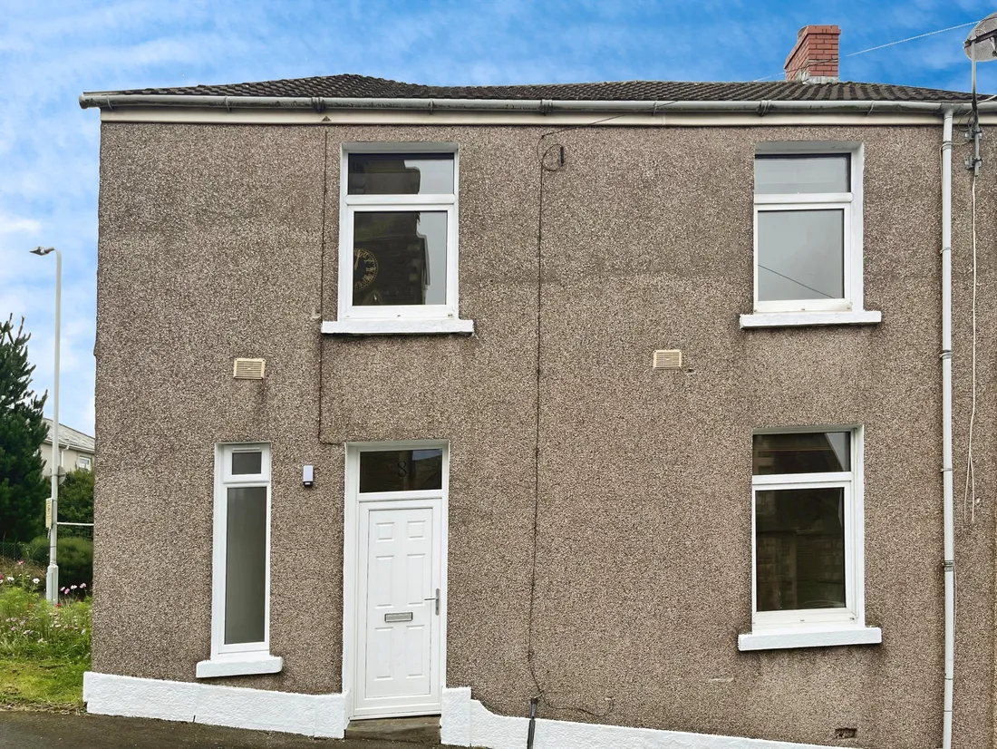 House Maes Street in Swansea