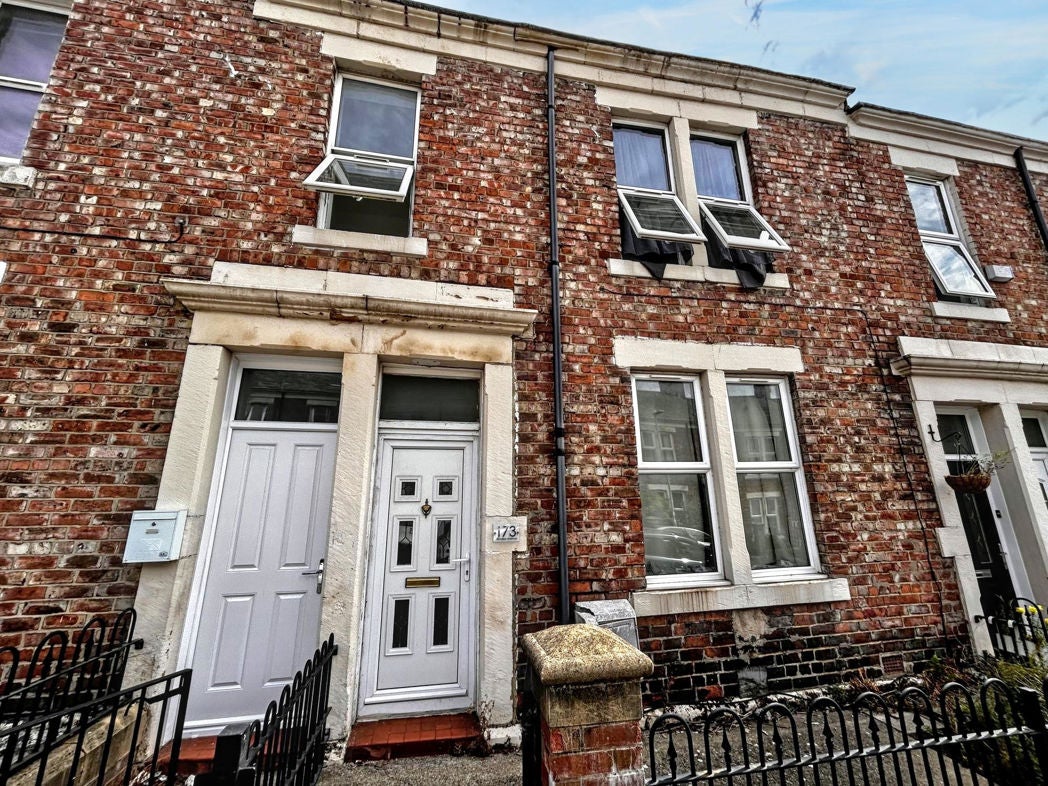 Flat Fern Dene Road in Gateshead