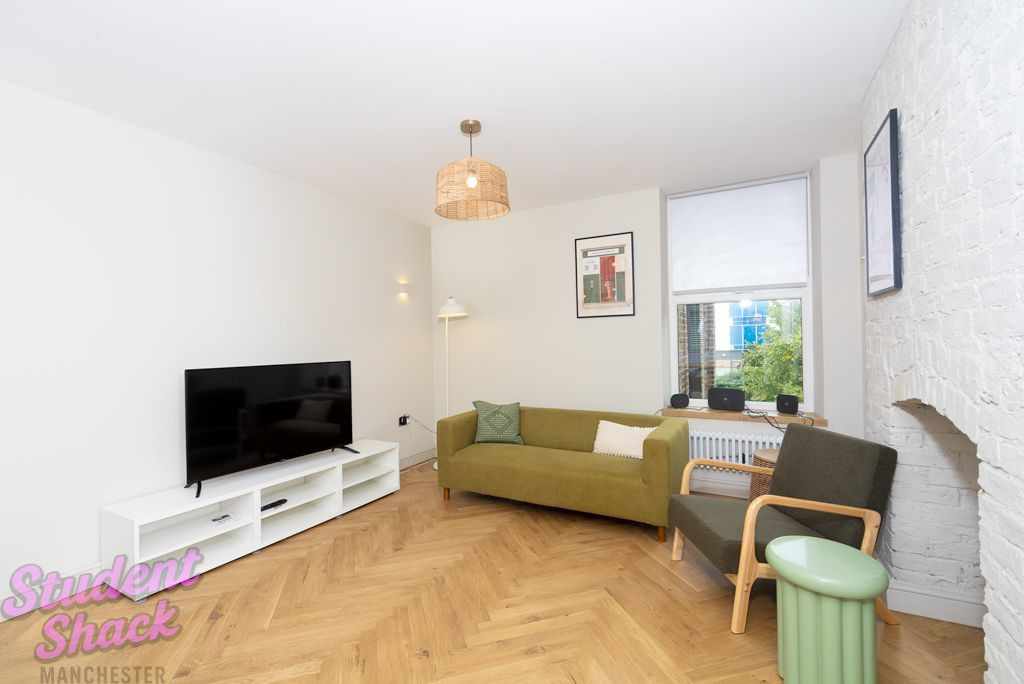 Flat Swinton Grove in Manchester