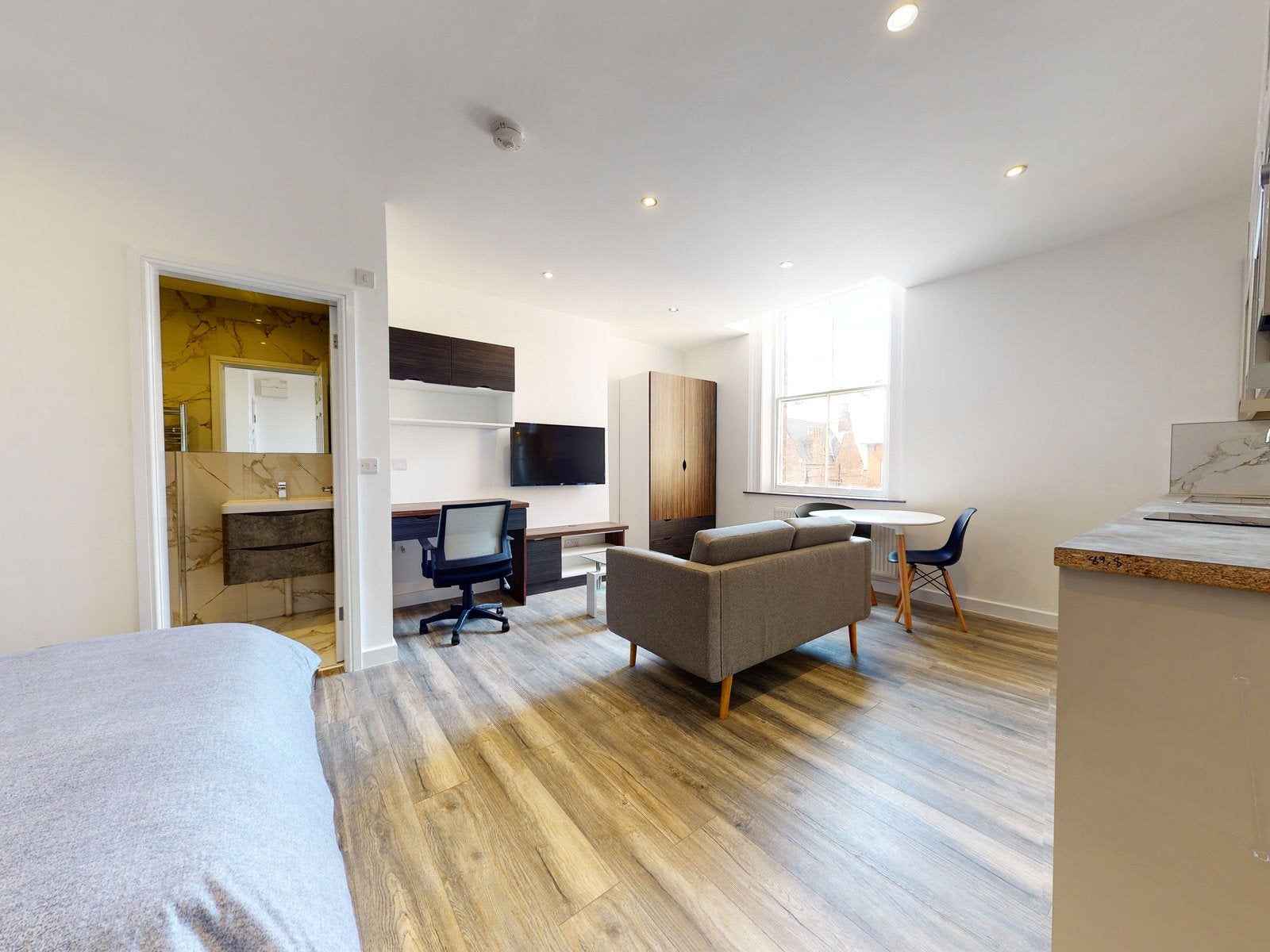 Room Hyde Terrace in Leeds