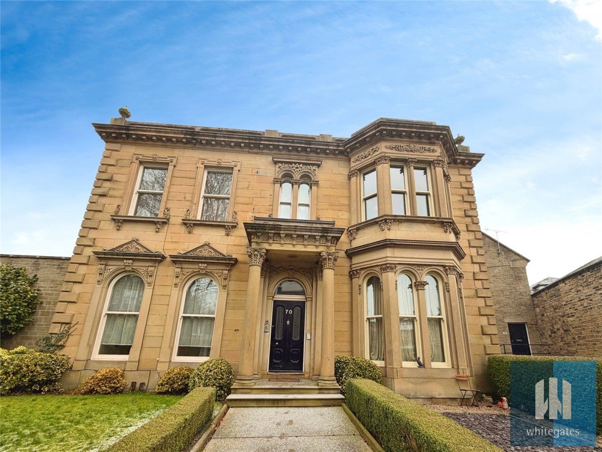 Flat New North Road in Kirklees