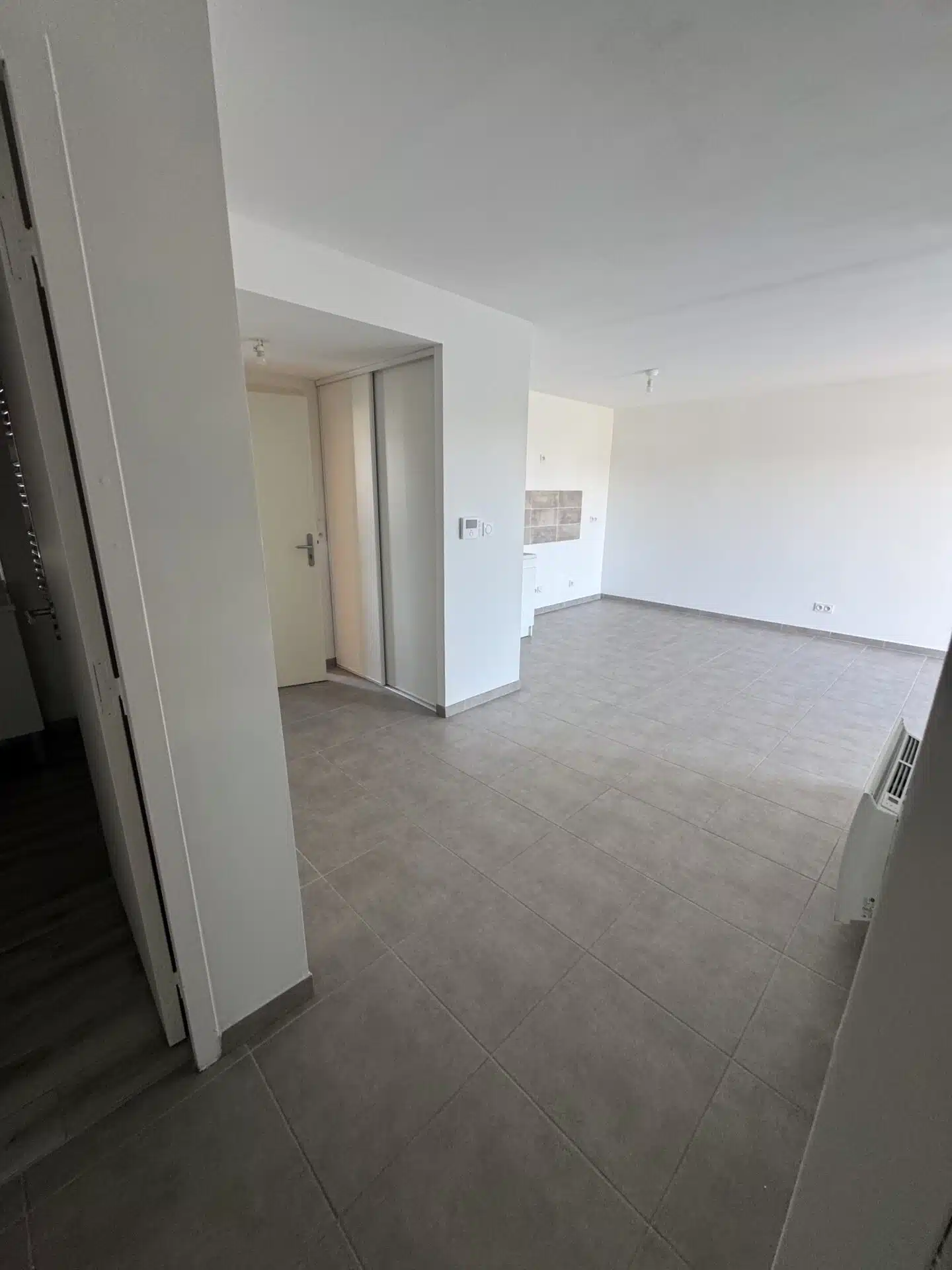 Flat Rue de la Coopérative in Saint-Julien-les-Villas