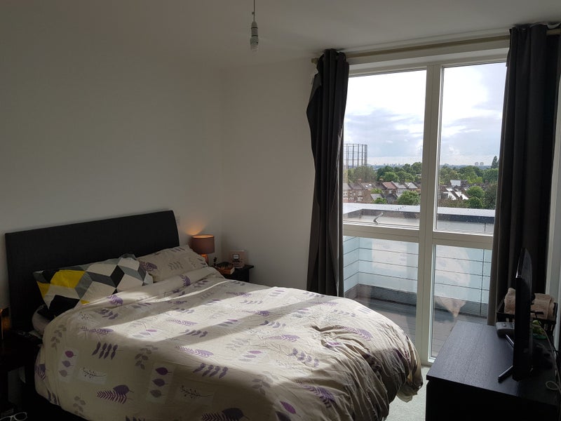 Room Chamberlayne Road in Greater London