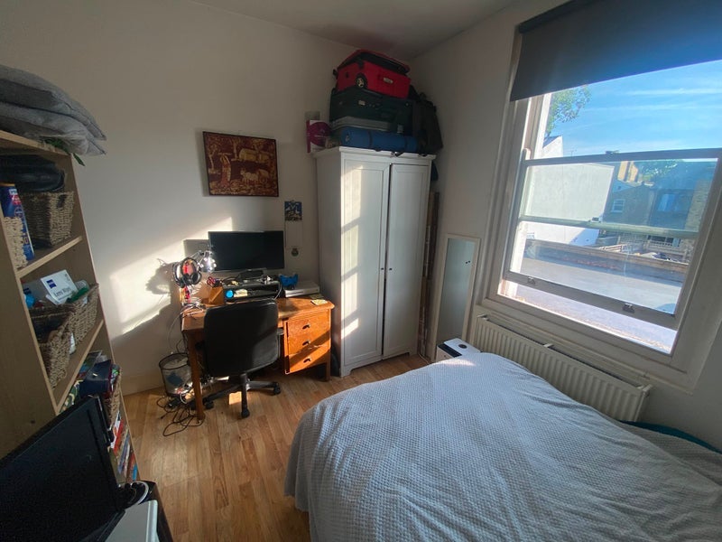 Room Railton Road in Greater London
