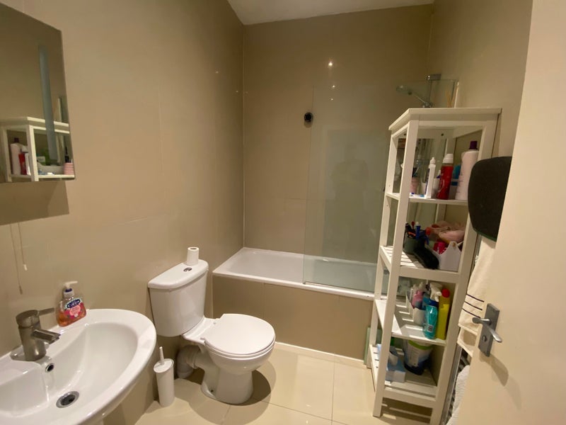 Room Railton Road in Greater London