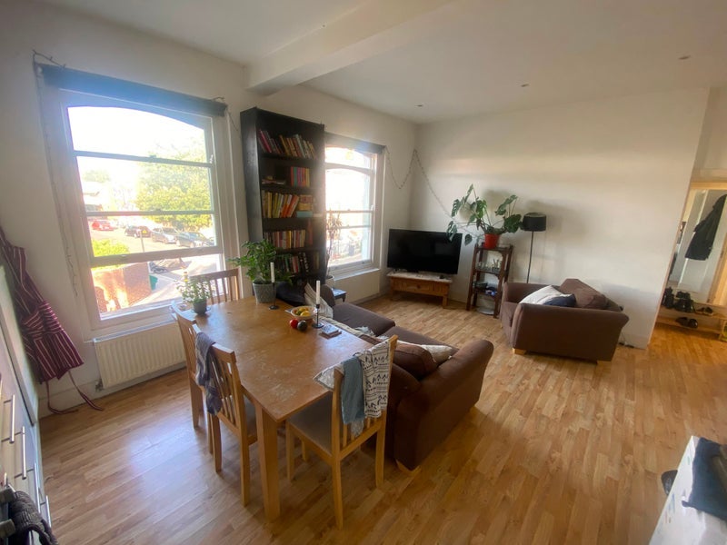 Room Railton Road in Greater London