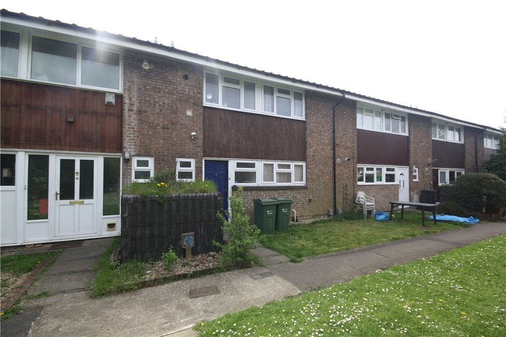 House Deeprose Close in Guildford