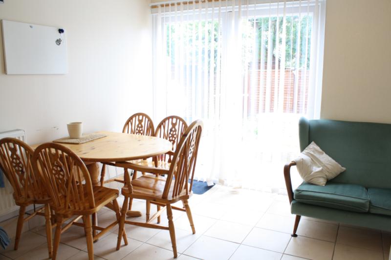 House Deeprose Close in Guildford