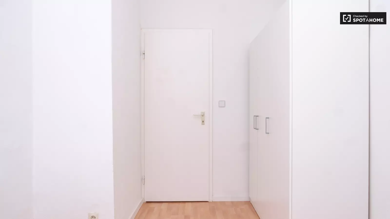 Wohnung Leibnizstraße in Berlin