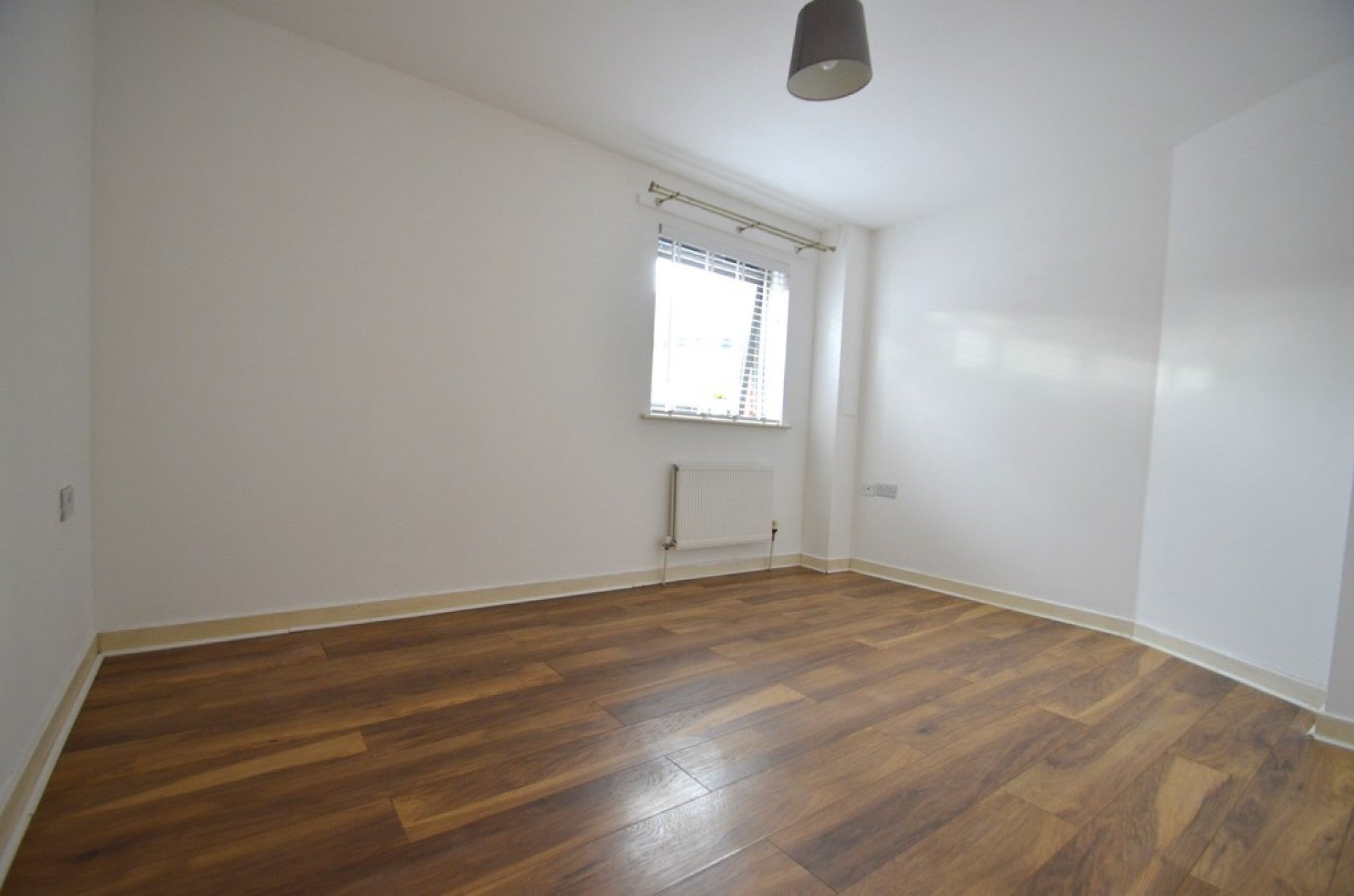Flat Page Road in Greater London
