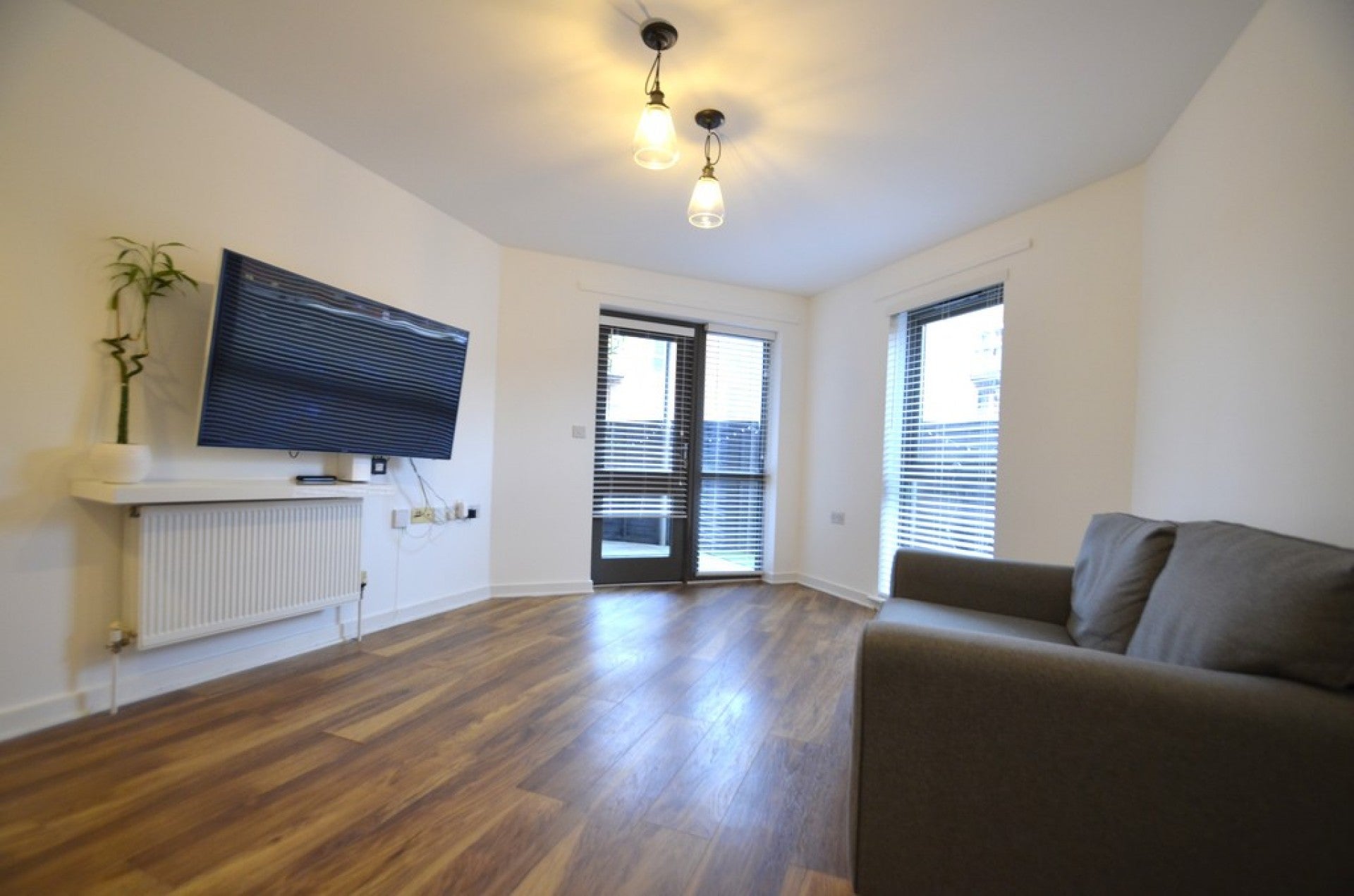 Flat Page Road in Greater London