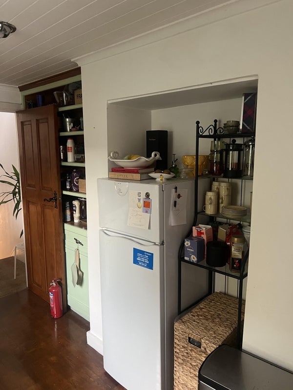 Room Ingelow Road in Greater London