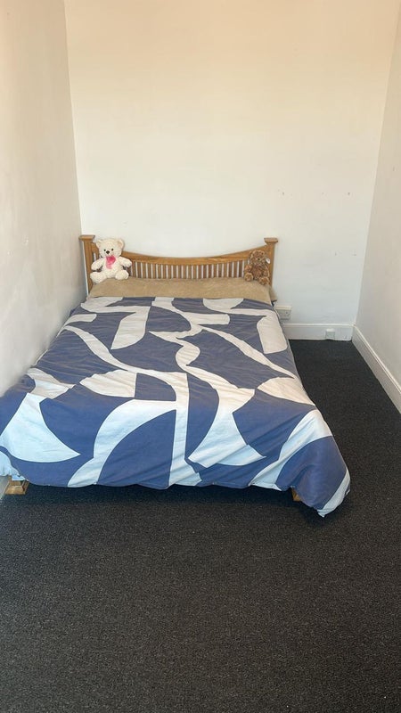 Room Eastbourne Avenue in Gateshead