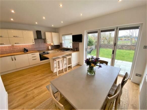 House Hampson Crescent in Handforth