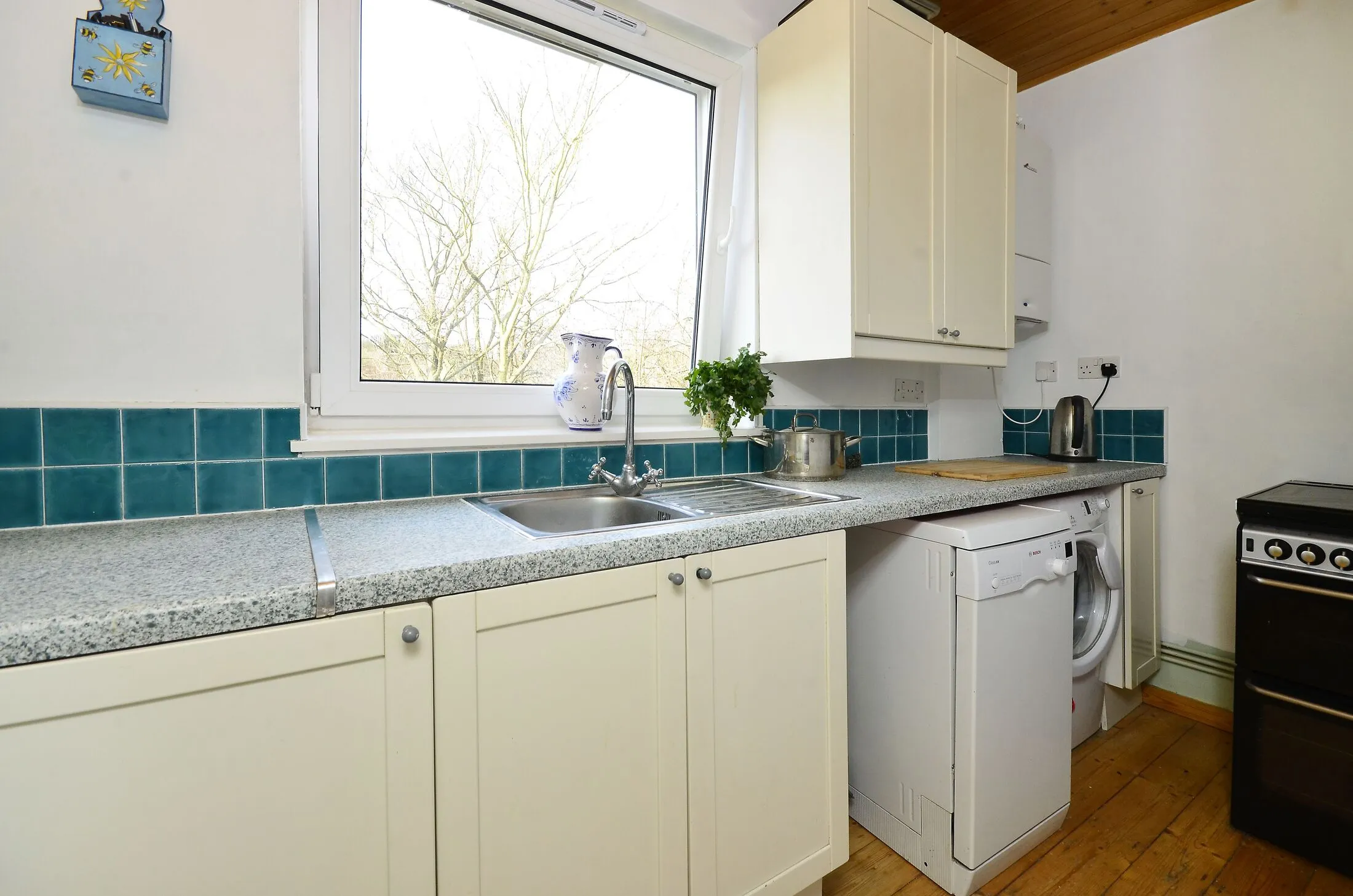 Flat Palace Grove in Greater London