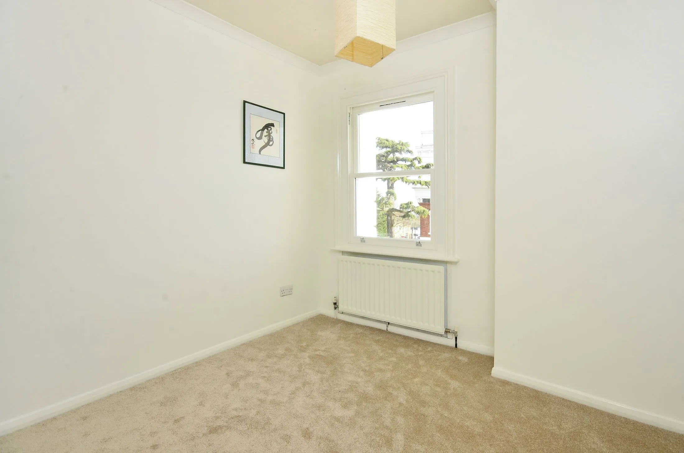 Flat Palace Grove in Greater London