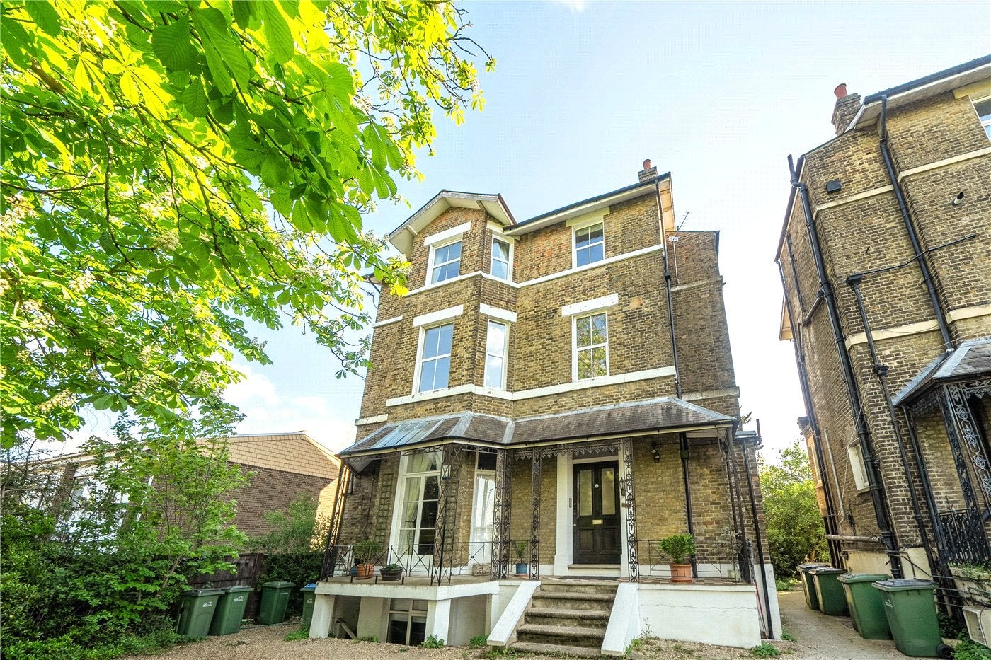 Flat Kidbrooke Park Road in Greater London