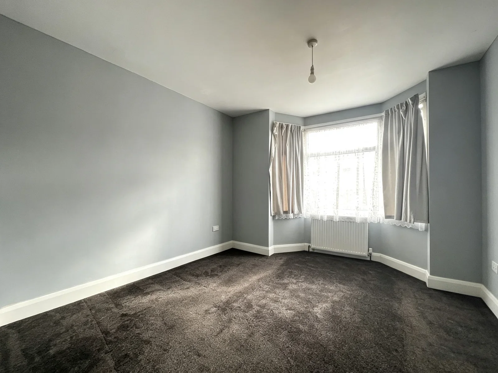 House Wingate Road in Luton