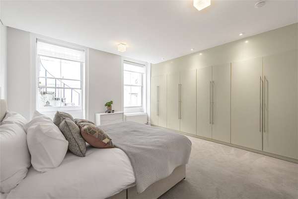 Flat Devonshire Place in City of Westminster