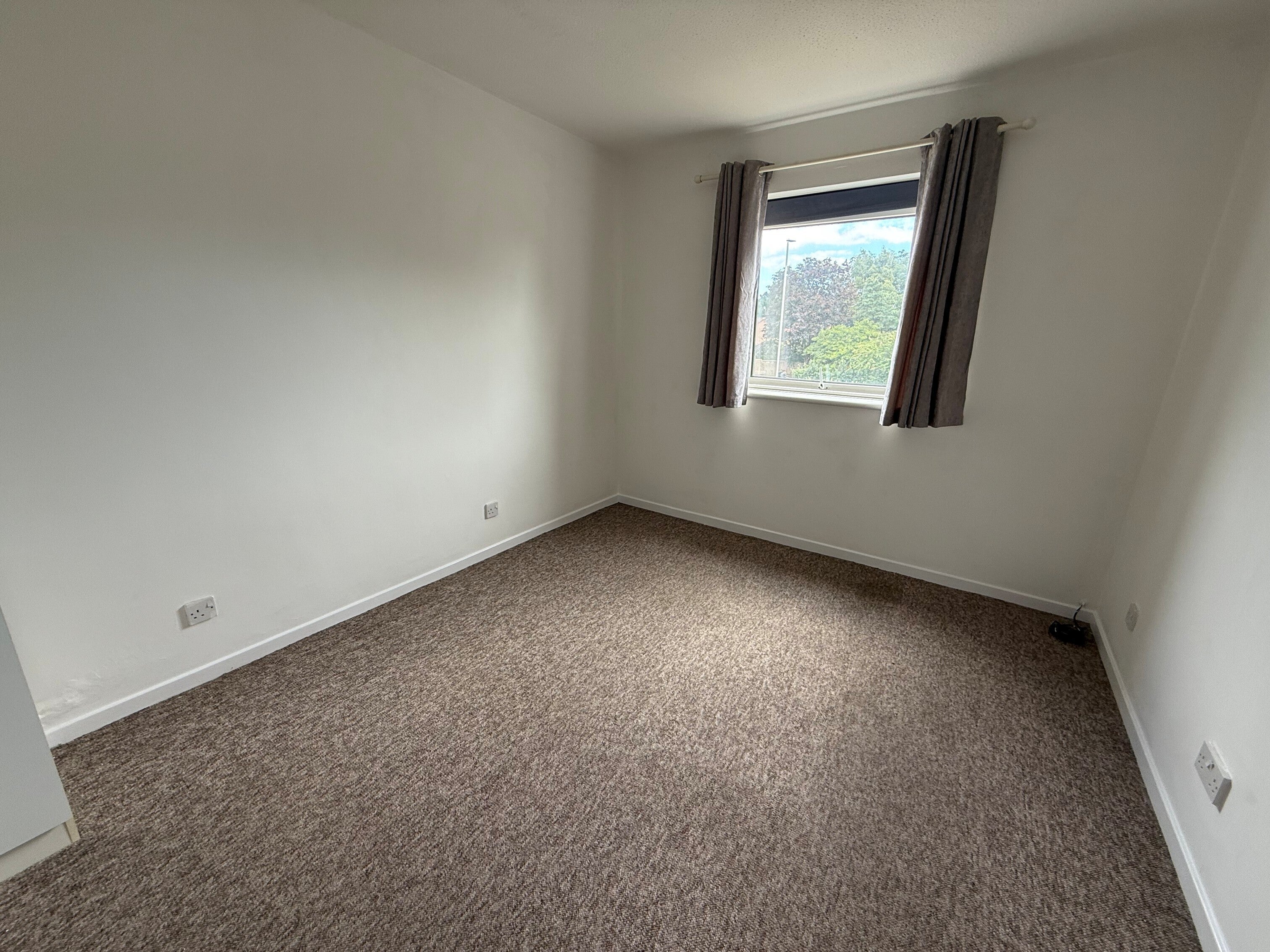 Flat Yeatminster Road in Poole