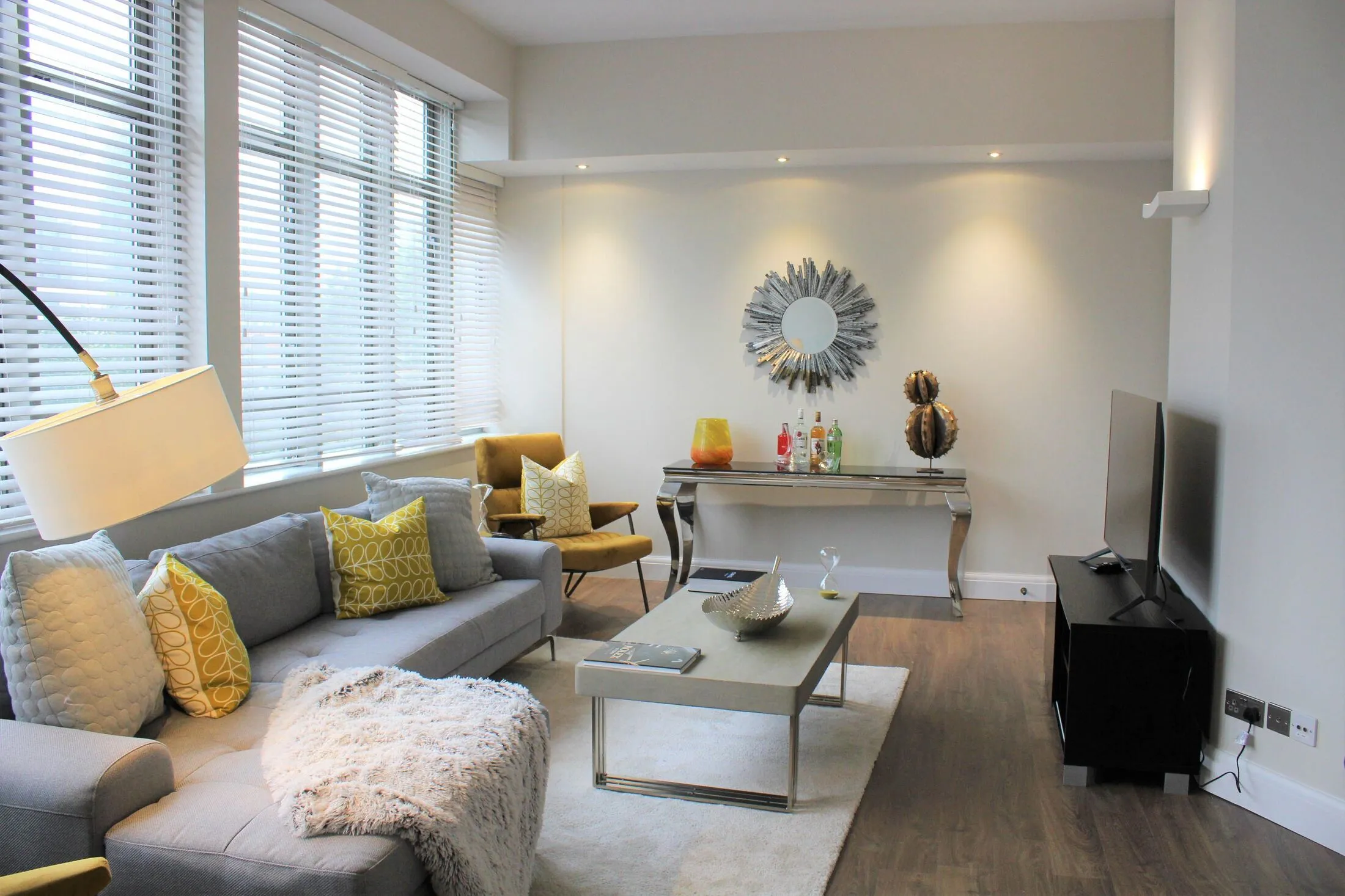 Flat Dingley Road in Greater London