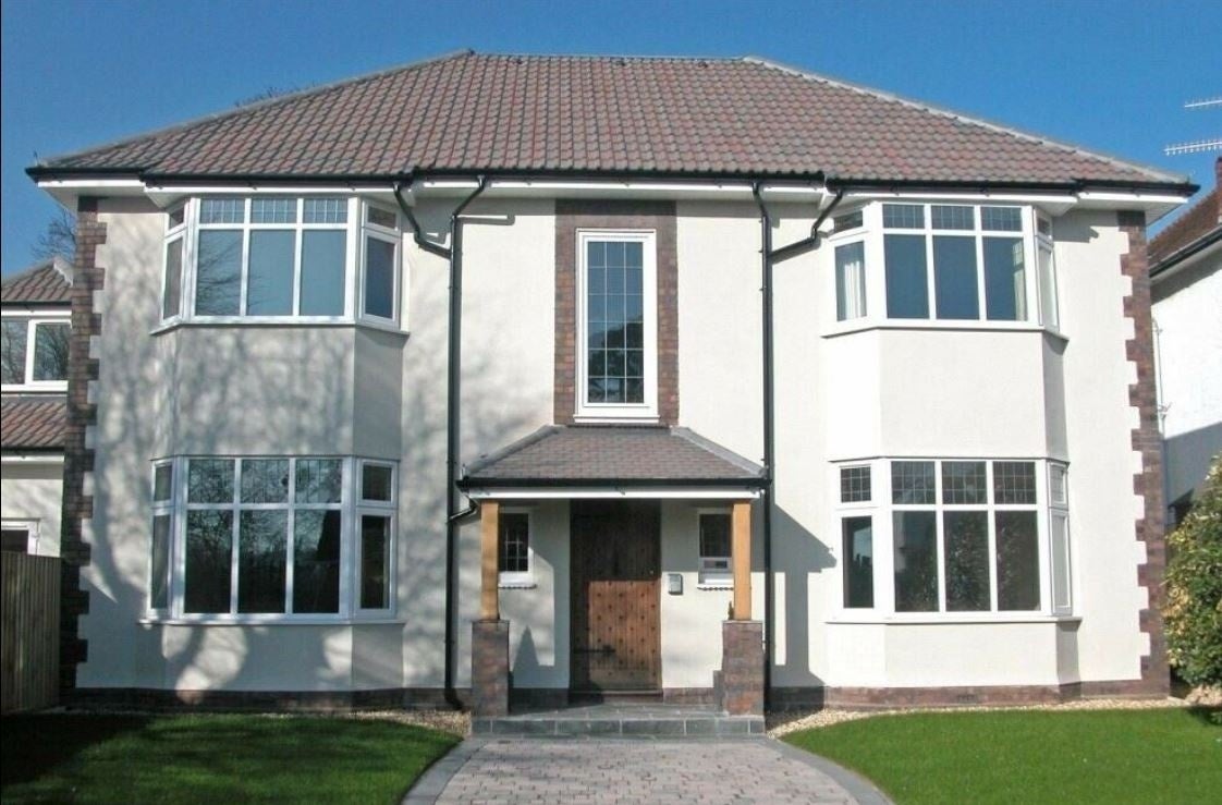 Flat Falcondale Road in Bristol