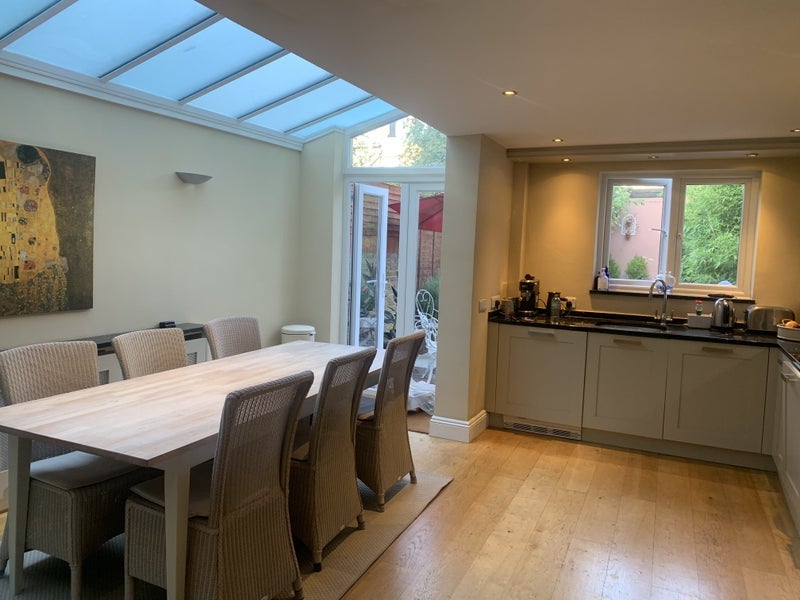 Room Orbel Street in Greater London