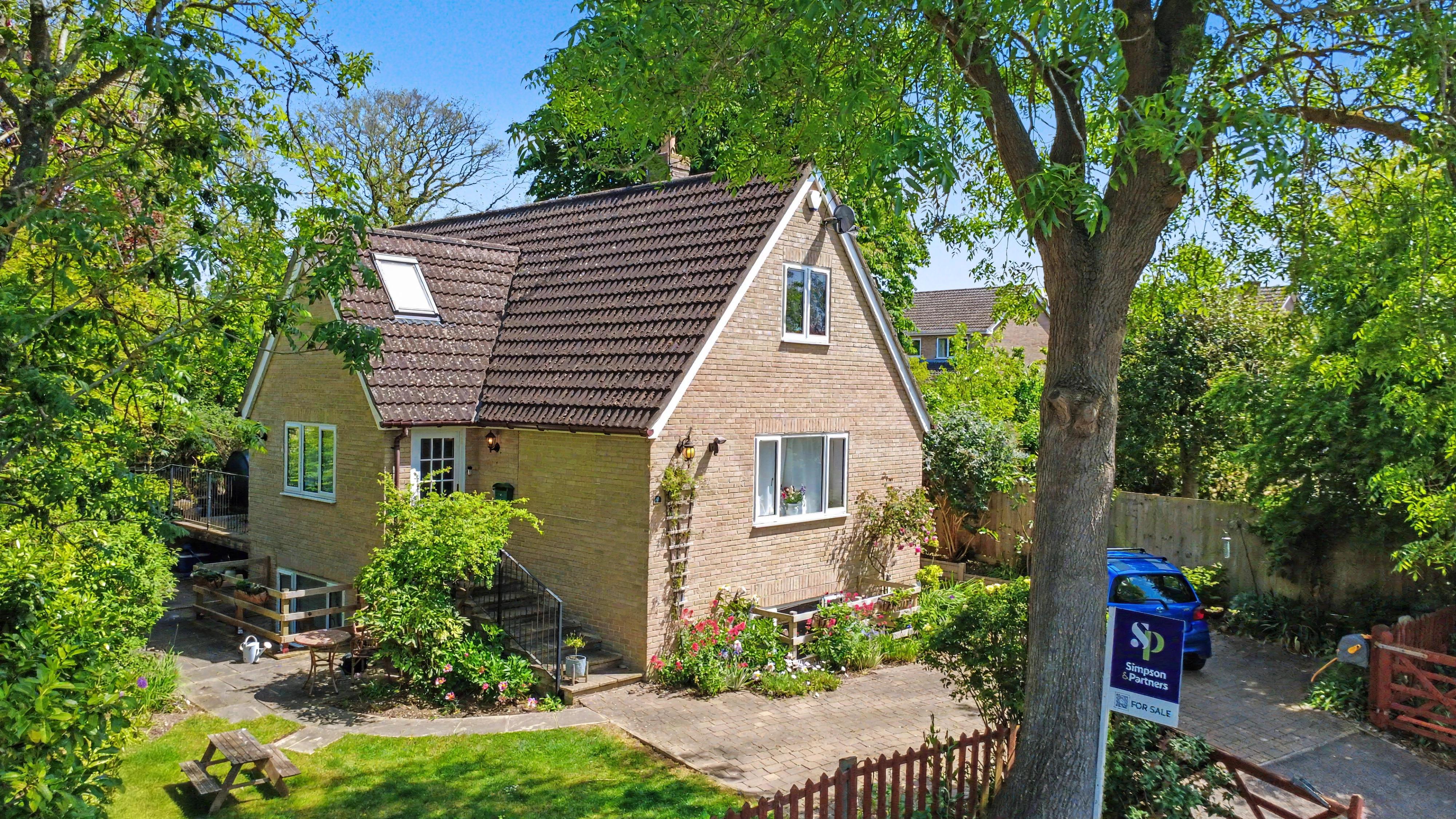 House Dells Close in Huntingdonshire