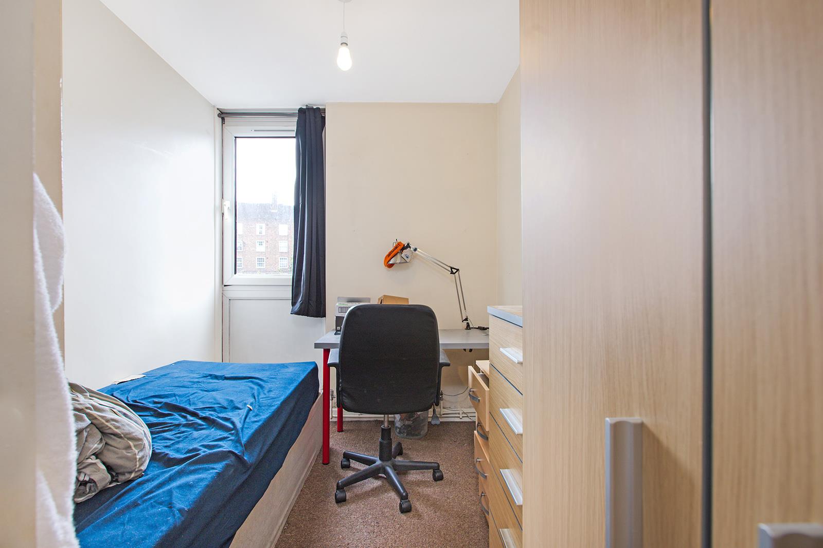 House Bath Terrace in Greater London