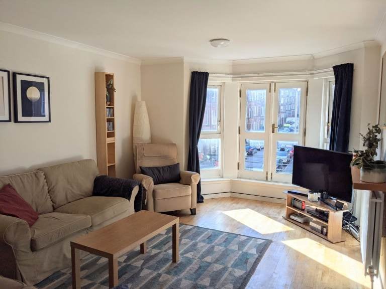 Room Apsley Street in Glasgow