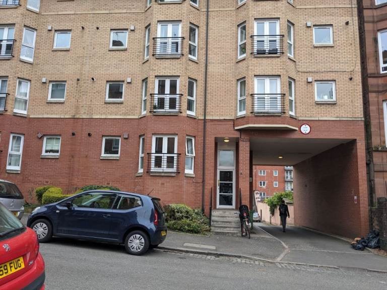 Room Apsley Street in Glasgow