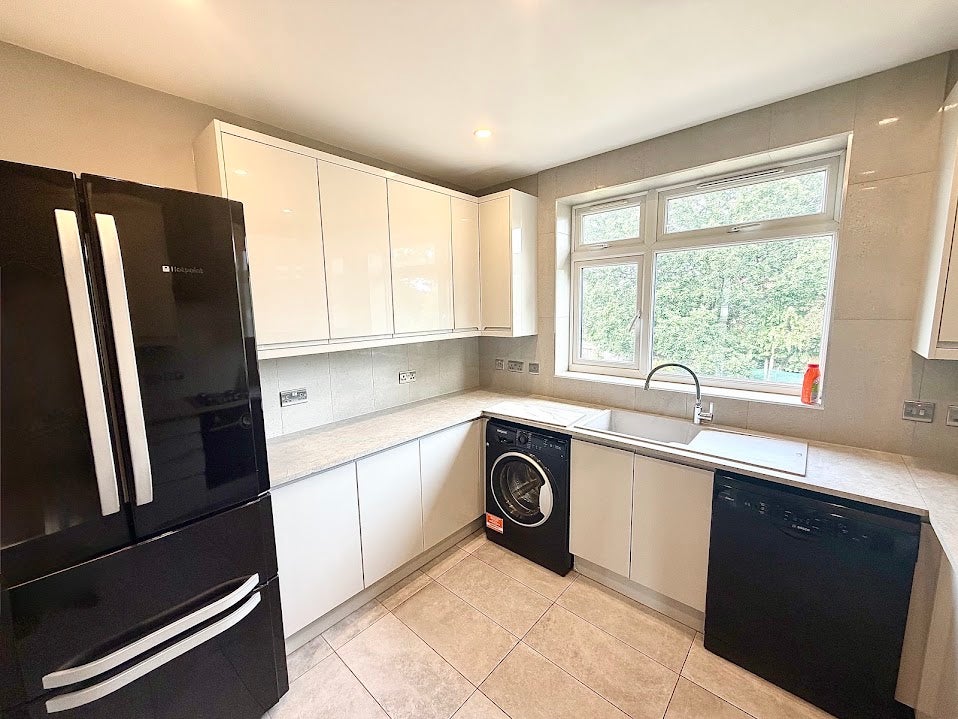 House The Ridgeway in Greater London