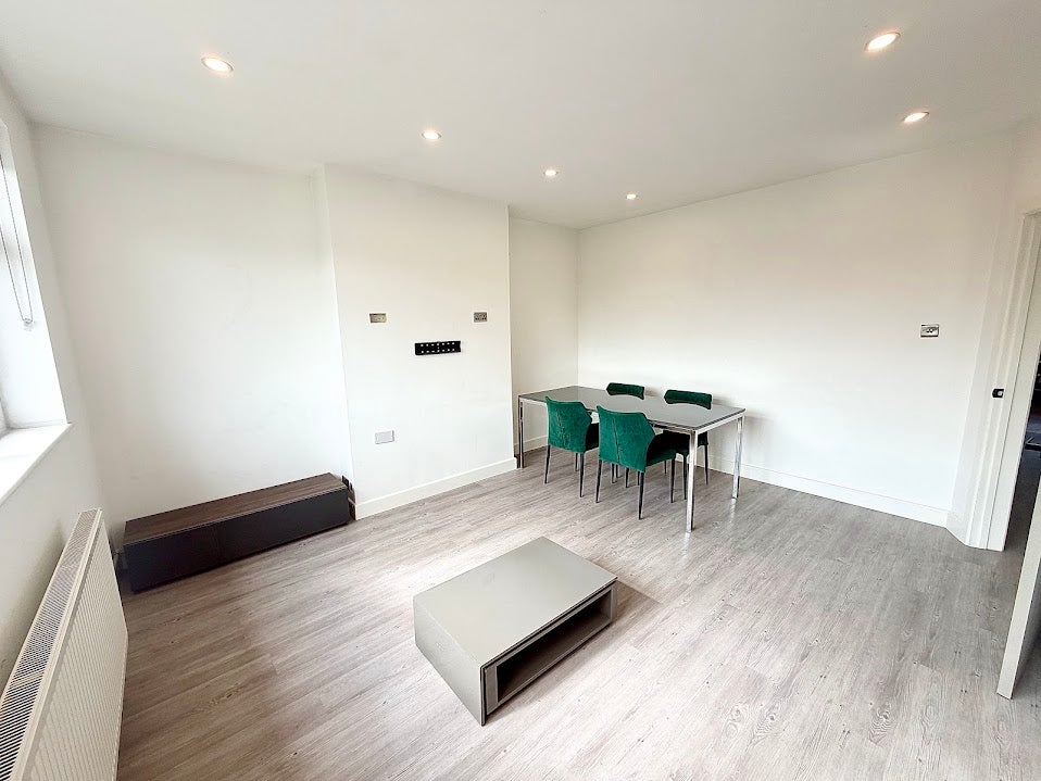 House The Ridgeway in Greater London