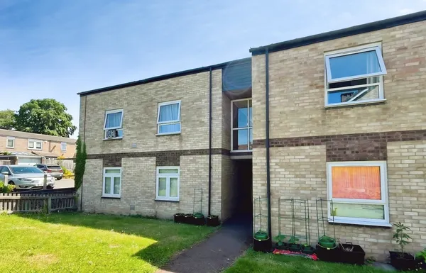 Flat Wenvoe Close in Cambridge