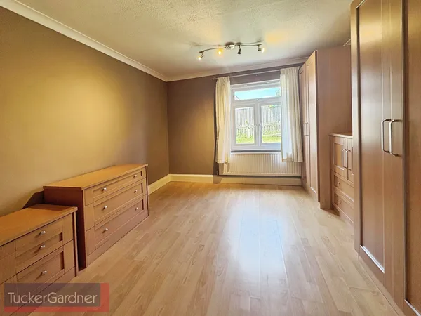 Flat Wenvoe Close in Cambridge
