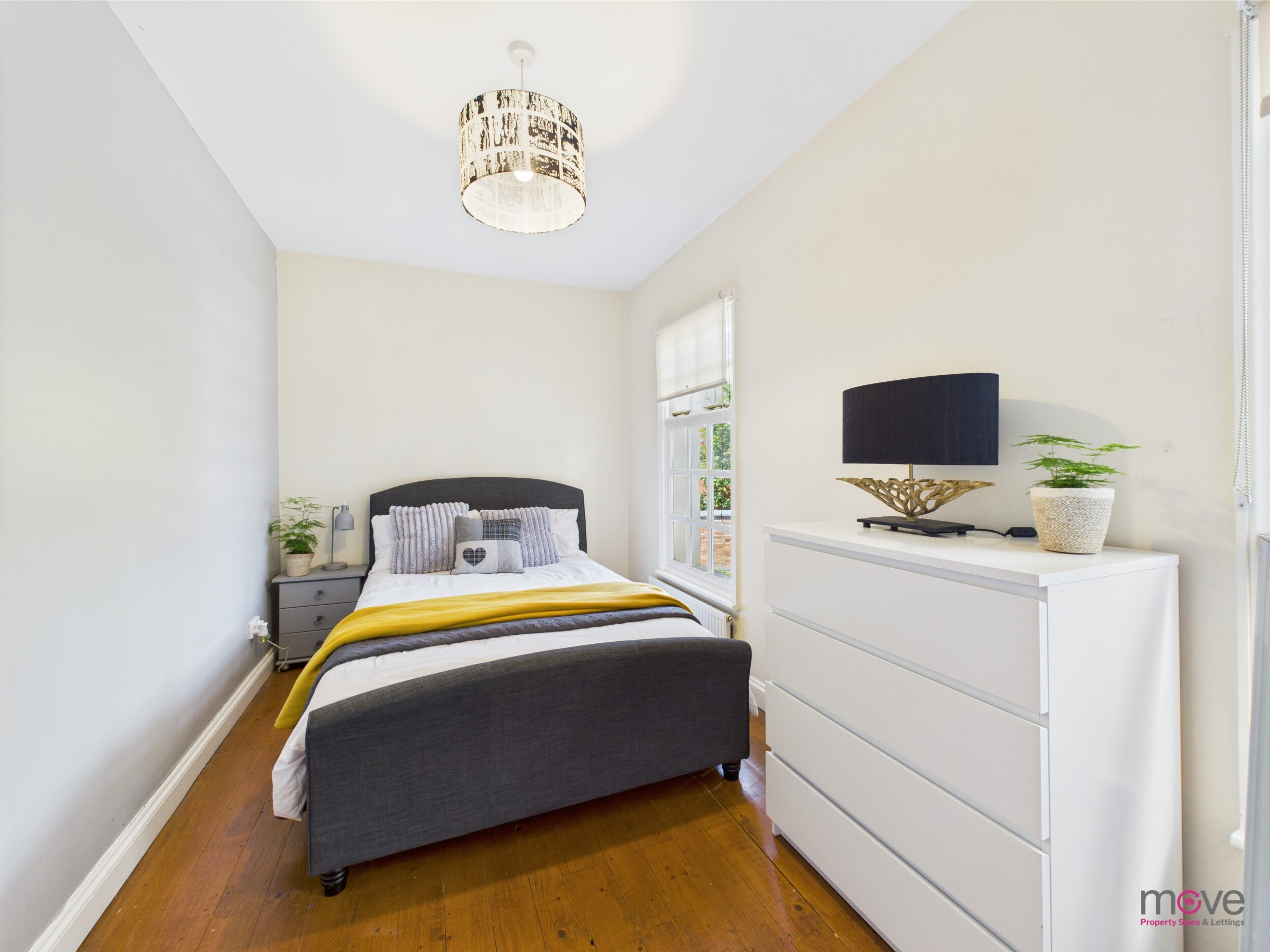 Room Brunswick Square in Gloucester