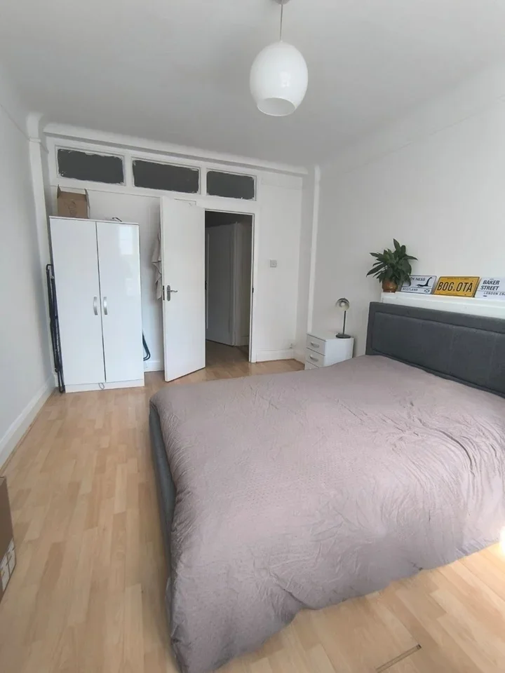 Flat Huntsworth Mews North in City of Westminster