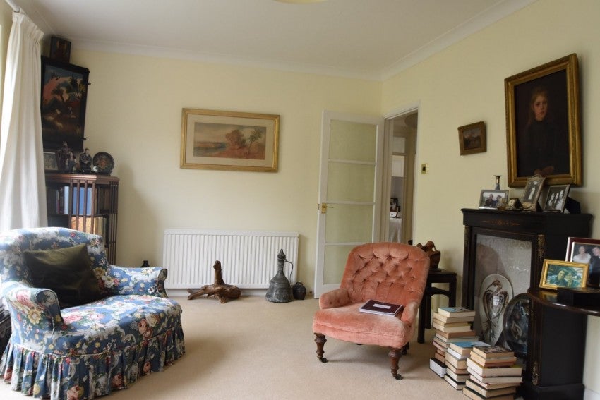 Flat Hambleton in Old Windsor