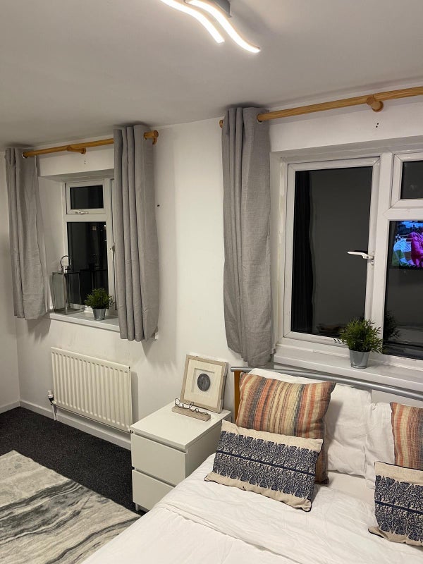 Room Cobden Avenue in Royal Leamington Spa