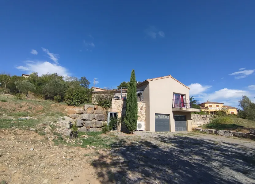 Appartement Via Ardèche à Uzer