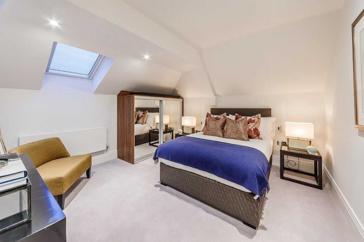 Flat Rainville Road in Greater London