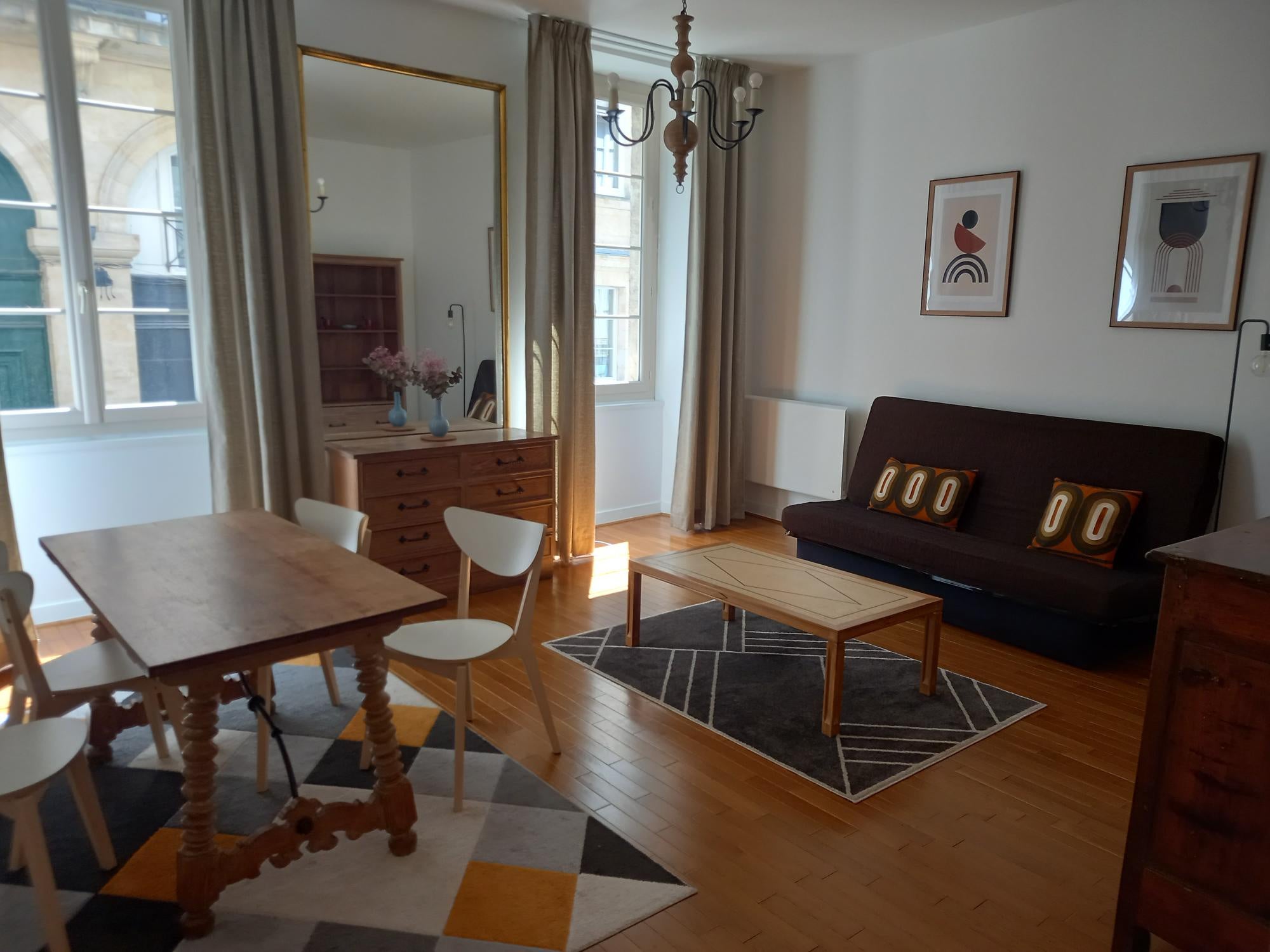 Flat Rue Fondaudège in Bordeaux